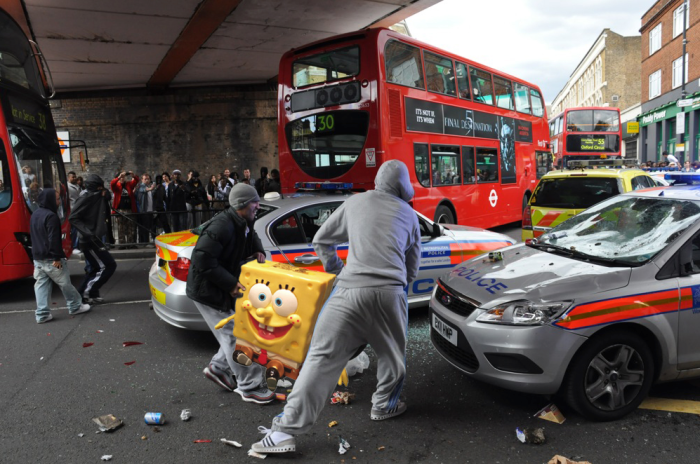 looting london riots spngebob square pants photoshoplooter